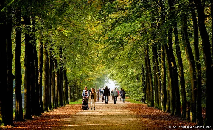 oproep natuurmonumenten blijf thuis natuurgebieden zijn overvol