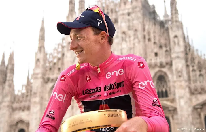 organisatie giro vergist zich met bergtrui