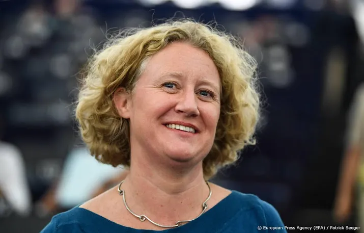 oud europarlementarier in directie artsen zonder grenzen