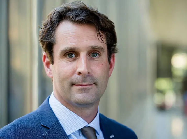 oud kamerlid servaes directeur oxfam novib