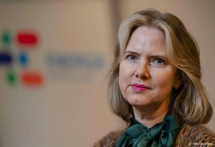 oud minister cora van nieuwenhuizen heeft borstkanker