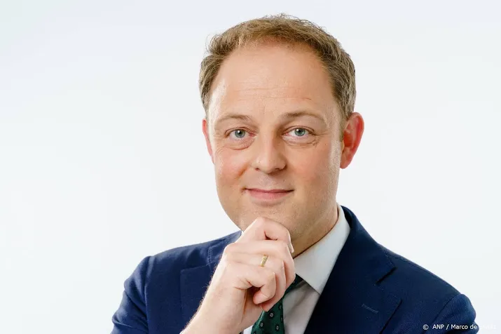 overwerkt cda kamerlid van der molen wordt tijdelijk vervangen