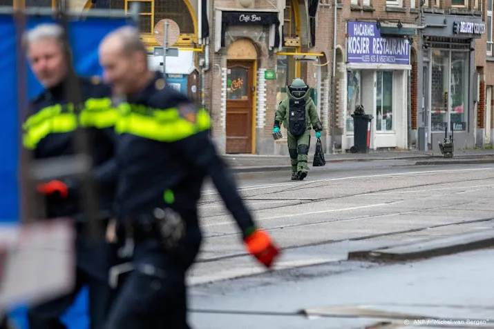 pakket voor joods restaurant amsterdam bevat geen explosief