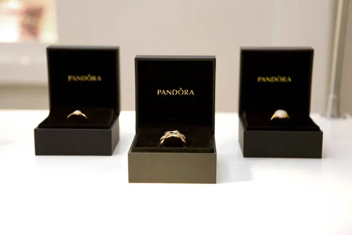 pandora raakt glans kwijt