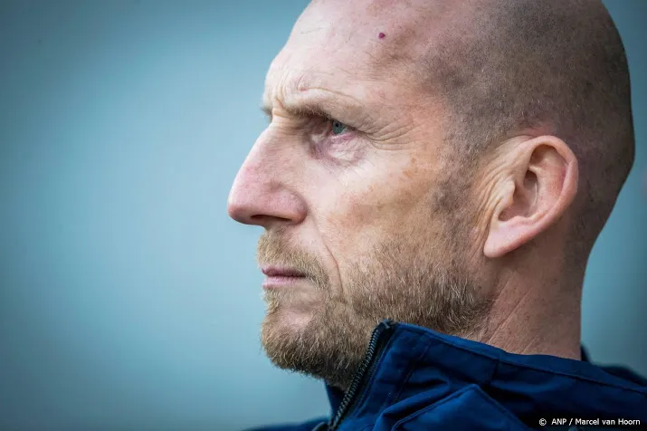 pec zwolle vecht verplaatsing ajax uit aan