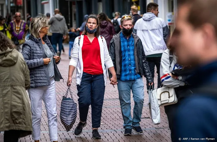 peiling meerderheid voor boete voor negeren thuisquarantaine