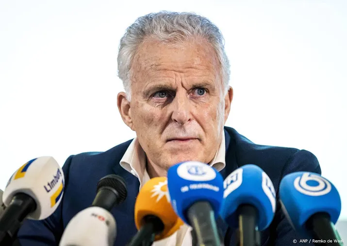 peter r de vries naast misdaadverslaggever ook mediaman