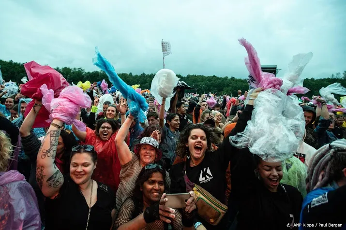 pinkpop misschien verplaatst naar augustus