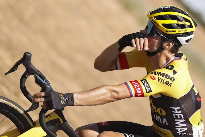 ploegleider reef zag tijdverlies roglic in giro niet aankomen