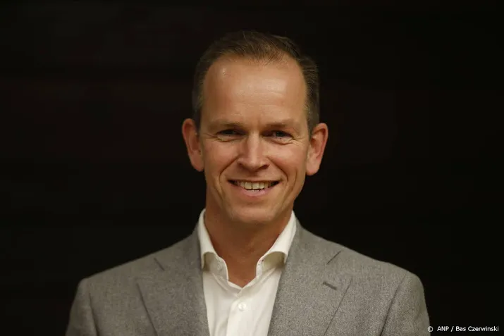 plugge hard geknokt om dit te bereiken