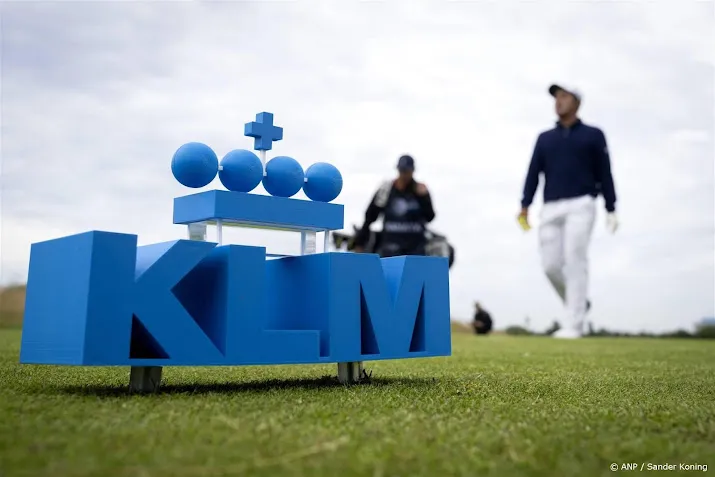 politie grijpt als nodig is in bij demonstratie xr op klm open