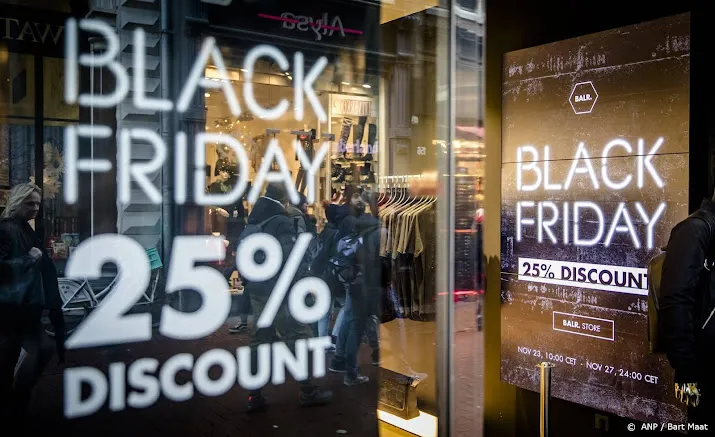 pricewise helft nederlanders stelt aankoop uit voor black friday