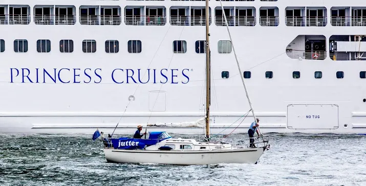 princess cruises gelast alle cruises tot einde van de zomer af