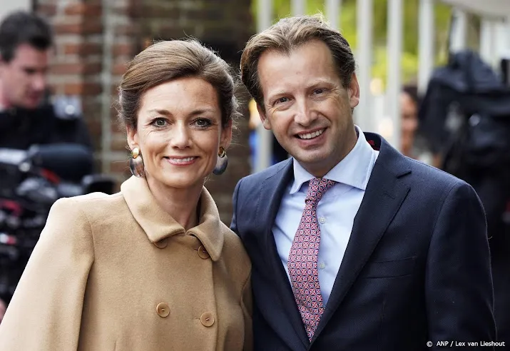 prins floris gaat draaien op kingsland festival in amsterdam