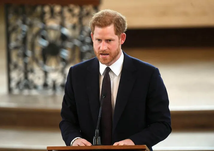 prins harry naar amsterdam voor aidsconferentie
