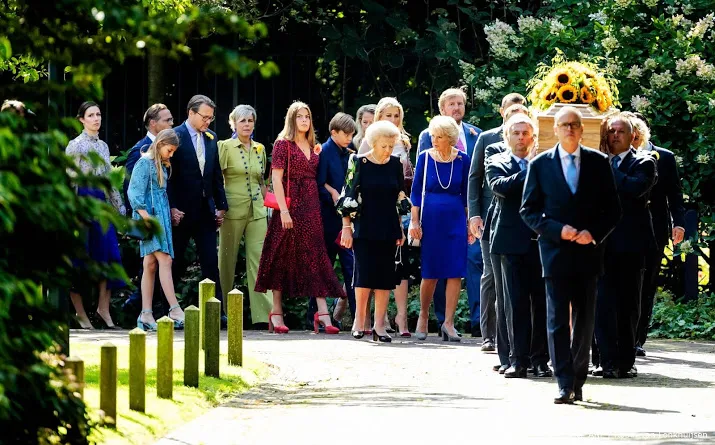 prinses christina in besloten kring gecremeerd