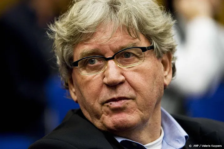 publiek kan afscheid nemen van peper in rotterdams stadhuis
