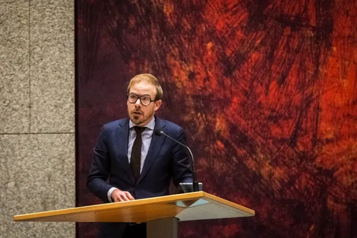 pvda debat over concept pensioenakkoord