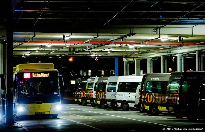 qbuzz minder vraag betekent minder bussen en personeel