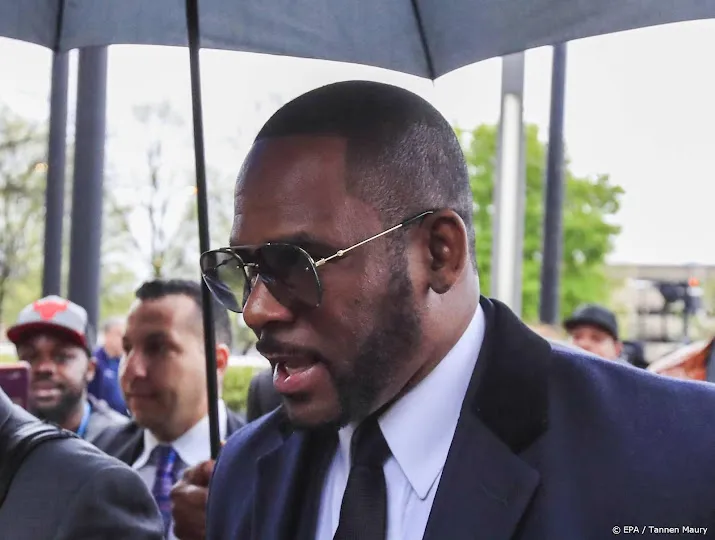 r kelly bevestigt niet te getuigen tijdens misbruikzaak