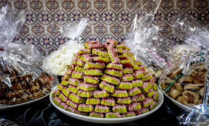 ramadan voorbij moslims vieren suikerfeest