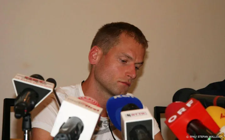 rechter spreekt snelwandelkampioen schwazer vrij van doping