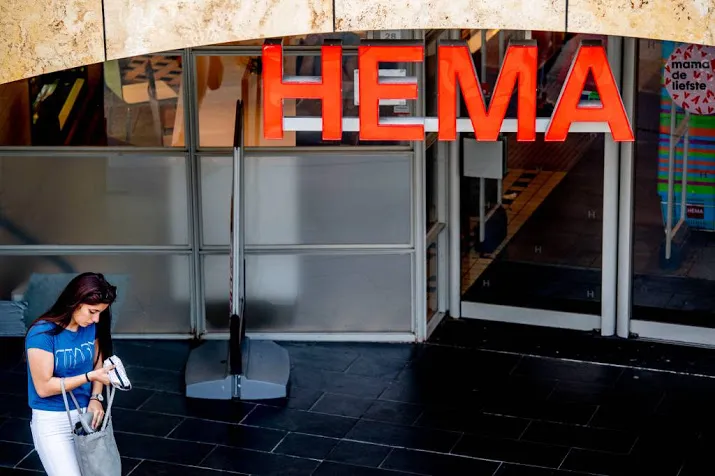rechter steunt franchisenemers hema
