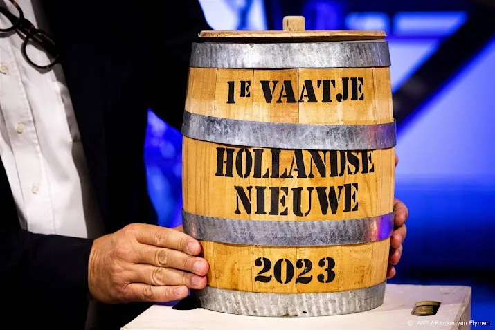 recordbedrag van 159 500 euro voor eerste vaatje nieuwe haring