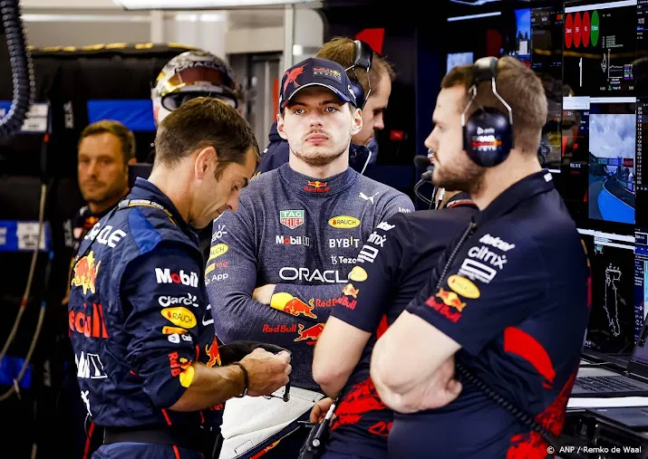 red bull vervangt motoren verstappen en perez in hongarije