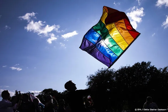 regenboogcanon vertelt geschiedenis over lhbtqia gemeenschap
