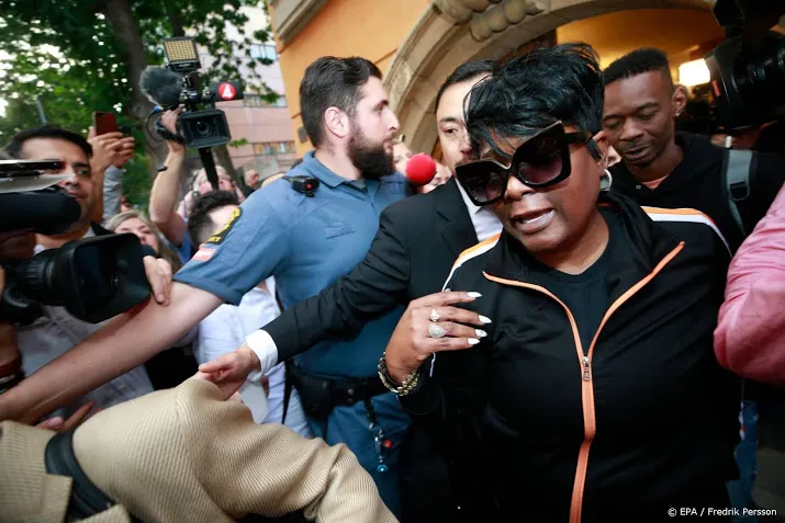 regering vs dreigde zweden om rapper