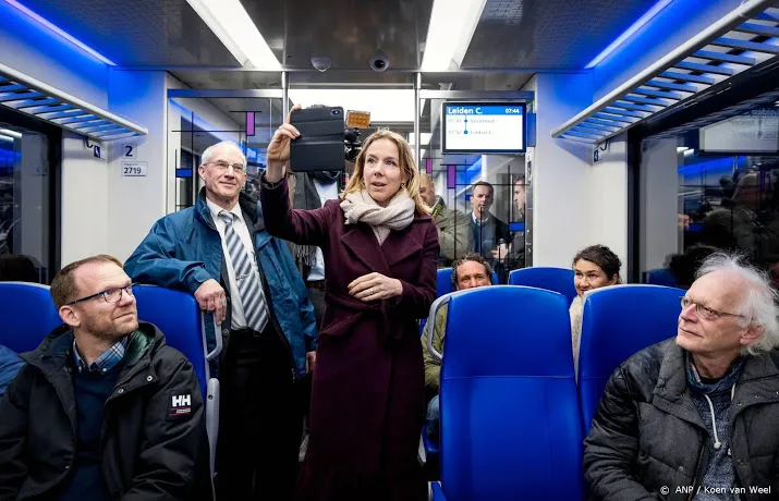 reiziger kan met mobiel overlast in trein melden