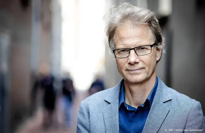 rene moerland vertrekt als hoofdredacteur nrc