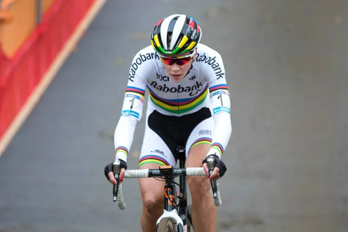rentree veldrijdster de jong op 1 januari