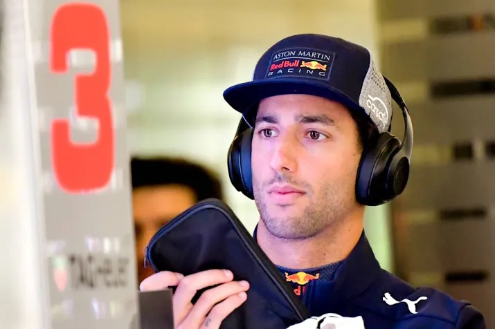 ricciardo verliest wat vertrouwen in renault