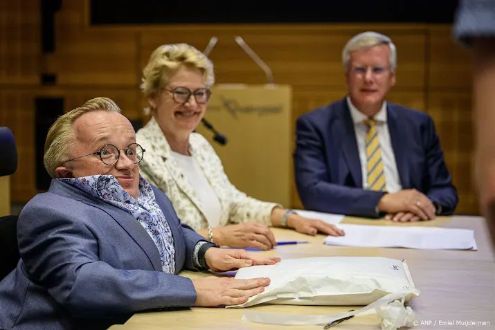 rick brink 38 eerste minister gehandicaptenzaken overleden