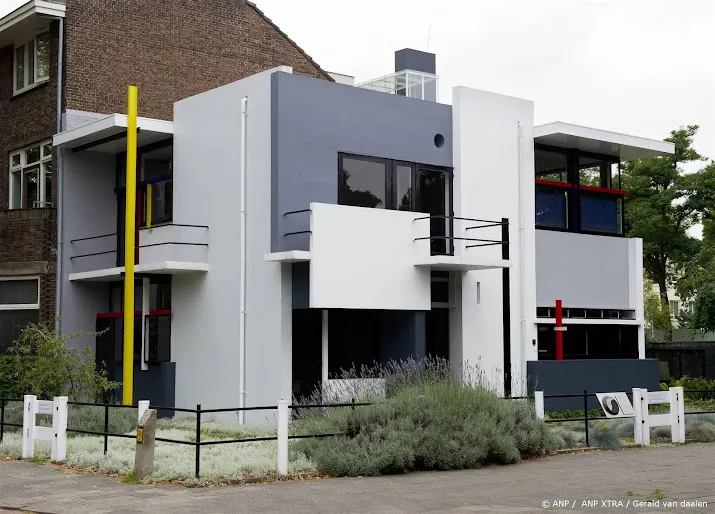 rietveld schroderhuis viert eeuwfeest met festiviteiten