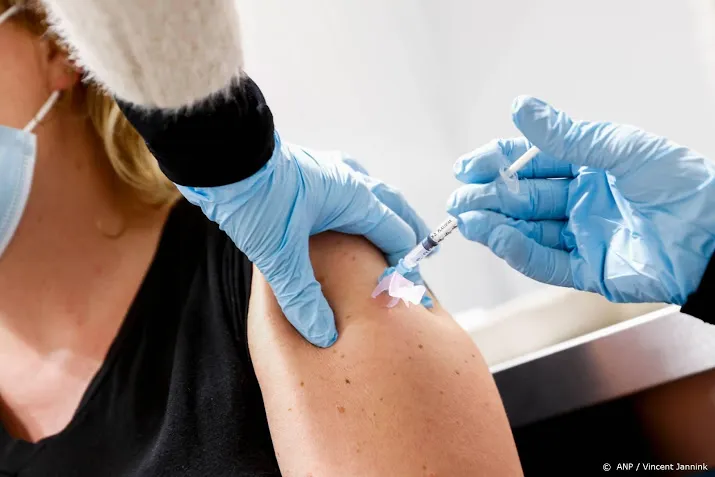 rivm geeft een keer per week update over vaccinatiecijfers