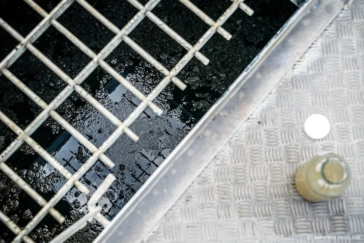 rivm onderzoekt rioolwater in heel nederland op virusdeeltjes