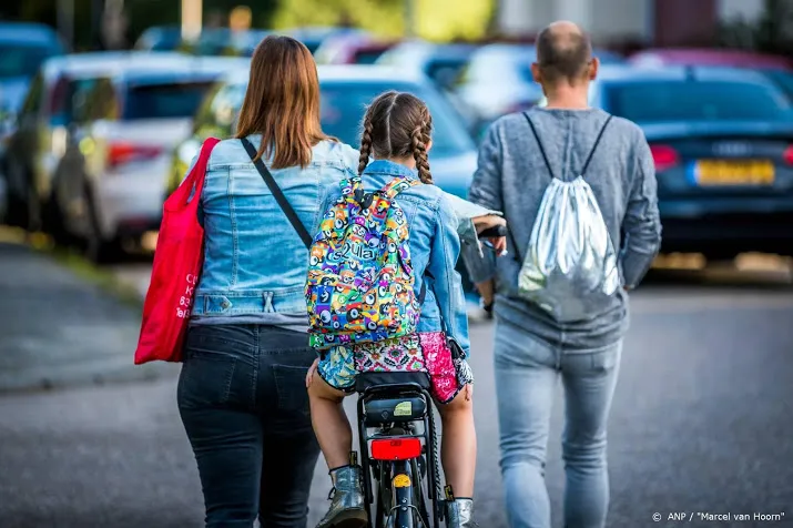 rivm snotterend kind onder de zes hoeft niet thuis te blijven