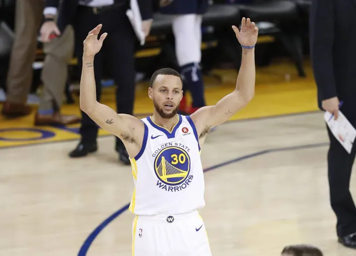rockets trekken stand gelijk in finale