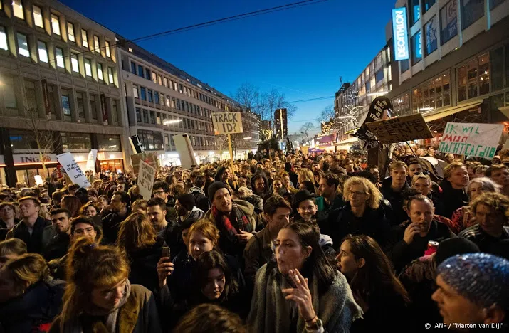 rotterdamse nachtraad moet nachtleven impuls geven