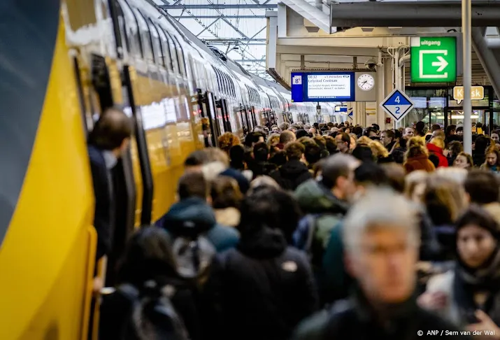rover ns kiest te makkelijk voor schrappen treinen