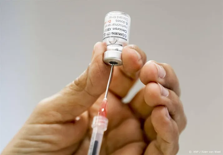 ruim 113 000 mensen haalden boosterprik corona in eerste week