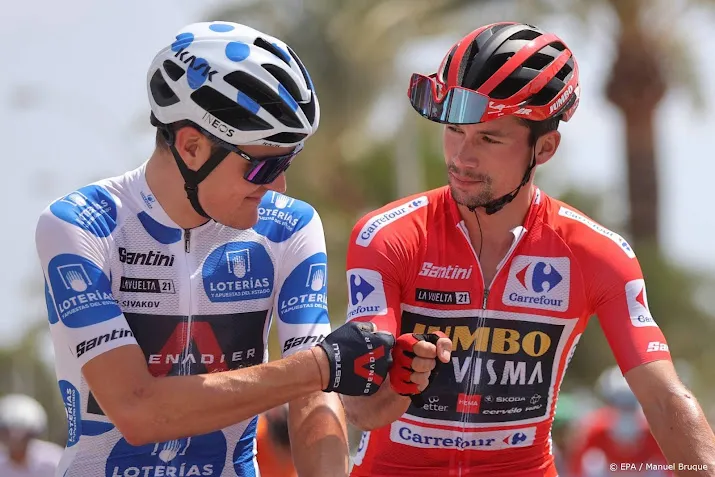 russische wielrenner sivakov fietst voortaan als fransman