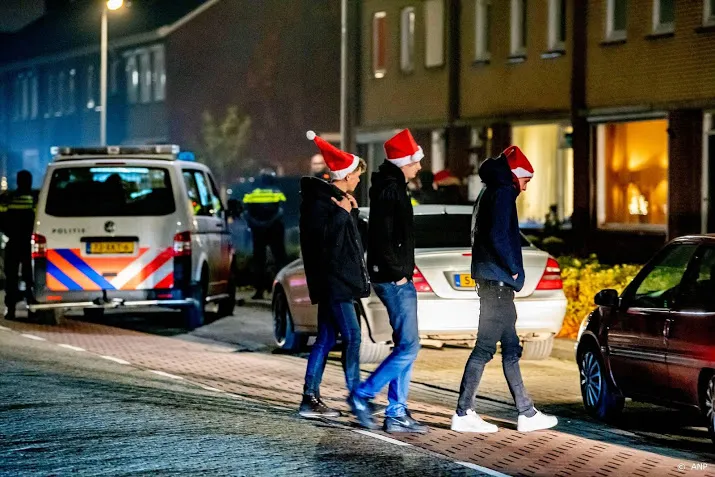 rust op urk wedergekeerd tien mensen aangehouden