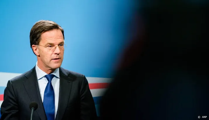 rutte blij met hoge straf voor coronakuchers