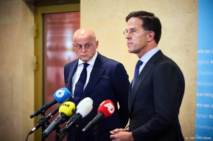 rutte diep geraakt door de dood van peter r de vries