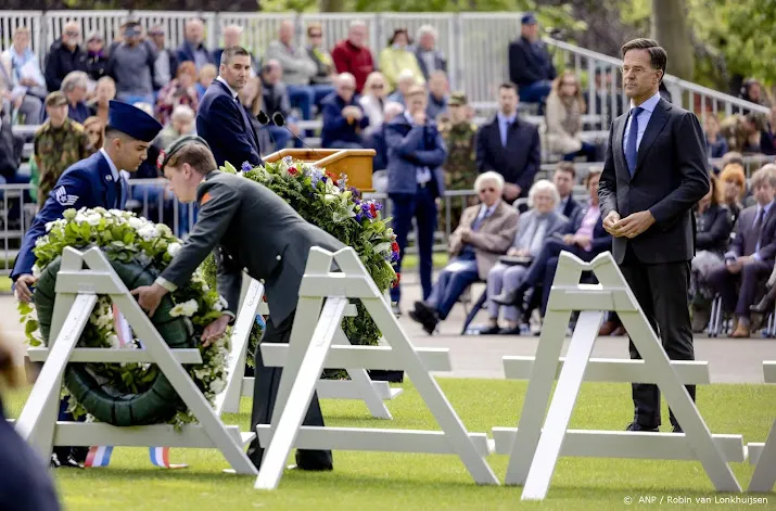 rutte tijdens memorial day vrijheid is niet vanzelfsprekend