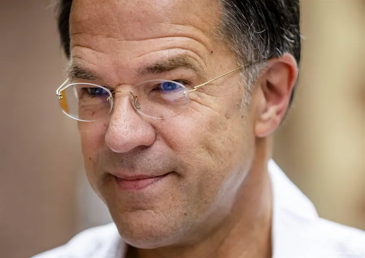 rutte vol lof over vicepremier schouten die ook politiek verlaat